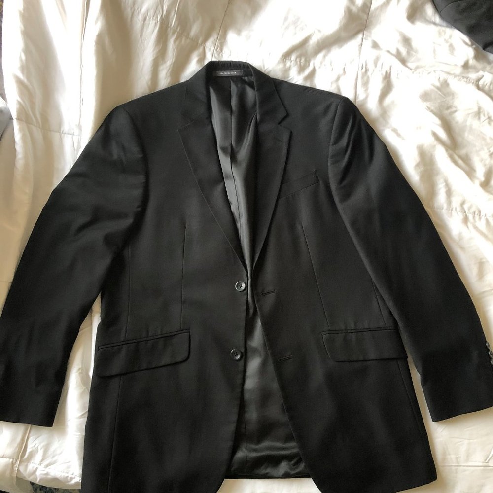 2 Piece Kenneth Cole Black Suit 40R
